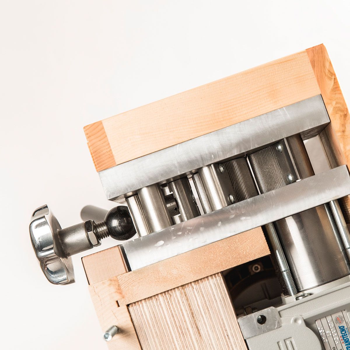 Herculez_06_1920x1920